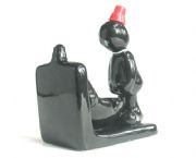 白領(lǐng)小子"放松"自動噴水煙灰缸