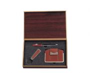 名片盒、筆、鑰匙扣