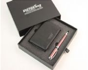 頭層皮名片包+高檔水寫(xiě)筆